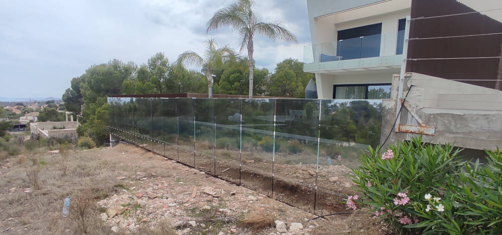 laminas solares reflectantes piscina Finestrat
